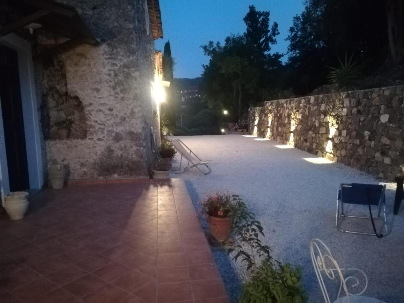 Gasthaus Agrestis Domus San Giovanni a Piro Exterior foto
