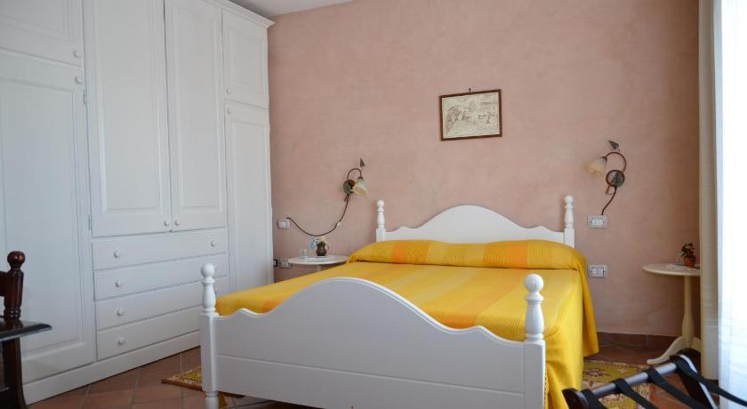 Gasthaus Agrestis Domus San Giovanni a Piro Zimmer foto